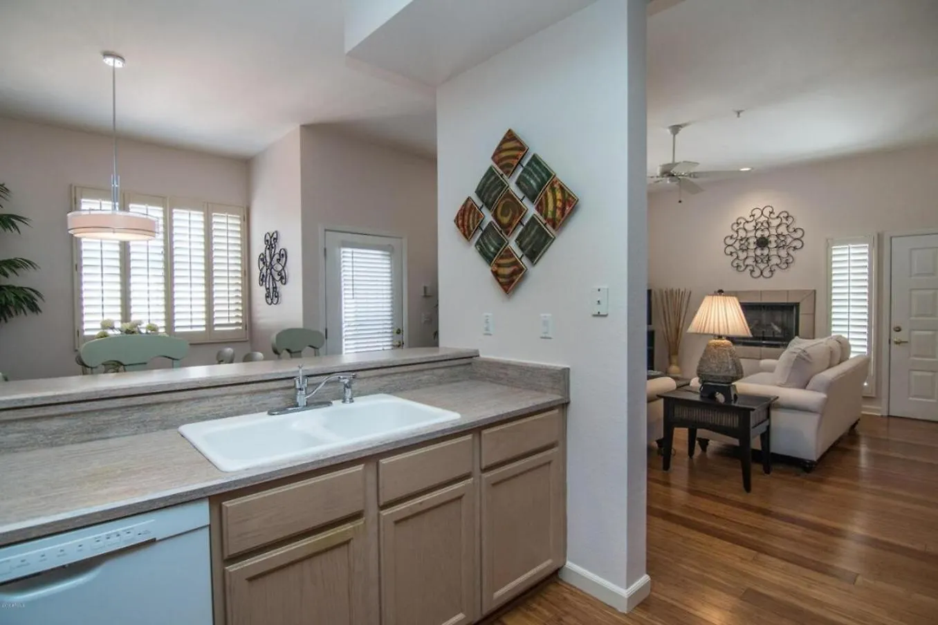 1St Flr, Enclosed Patio, Mercado Shops, Walkable Scottsdale