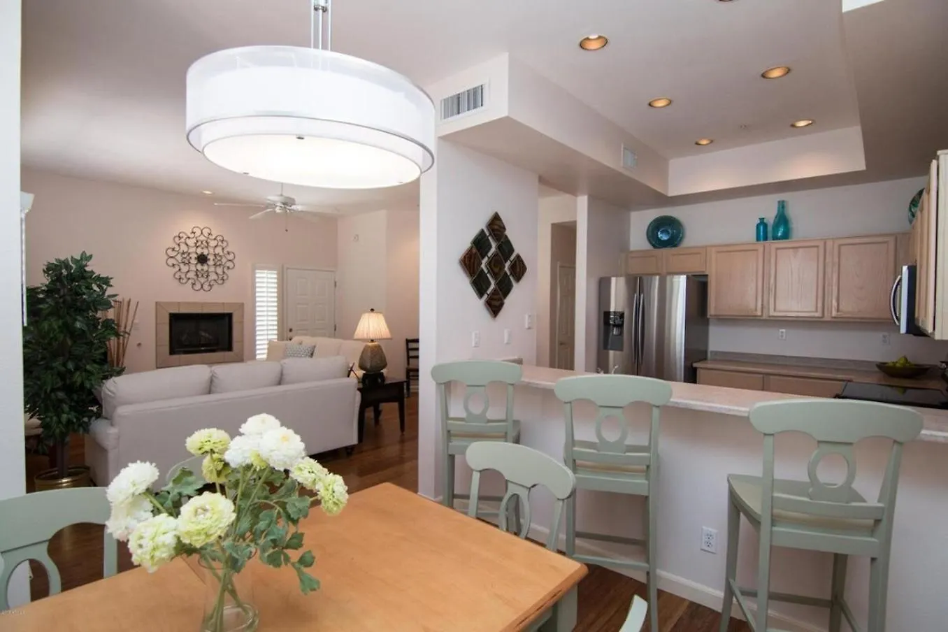 1St Flr, Enclosed Patio, Mercado Shops, Walkable Scottsdale Сasa de vacaciones
